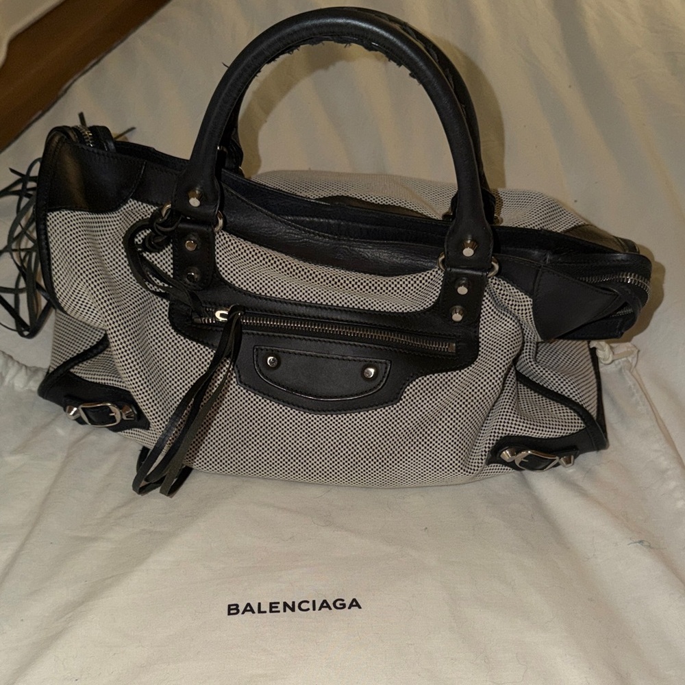Rare ! Authentic Balenciaga Le City RARE Black and white fabric/leather Satchel